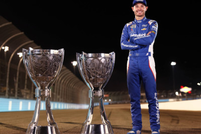 How much did Kyle Larson earn for winning the 2025 NASCAR title?