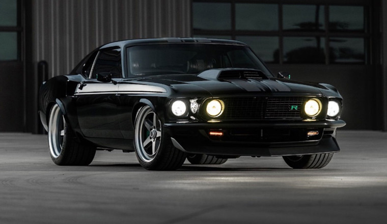 Ringbrothers’ ‘Kingpin’: The 800-HP 1969 Mustang Mach 1 That Looks Like John Wick’s Ride