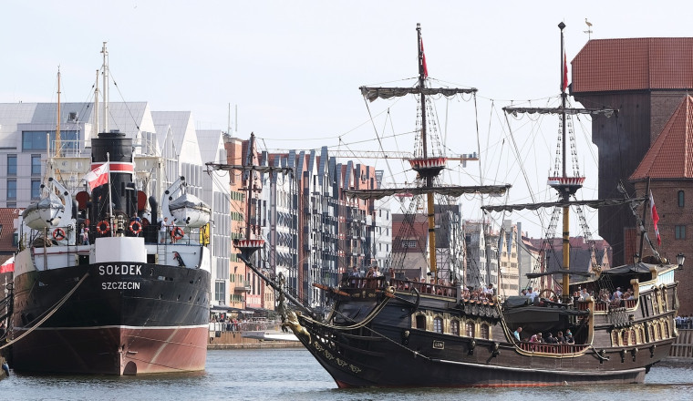 Why Do Ships Measure Speed In Knots?