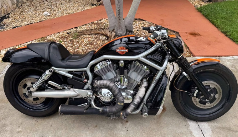 At $9,500, Is This Custom 2004 Harley-Davidson V-ROD An Aggressive Deal?