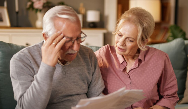 DVLA urges drivers to do 'five minute' task now to avoid £1,000 fine