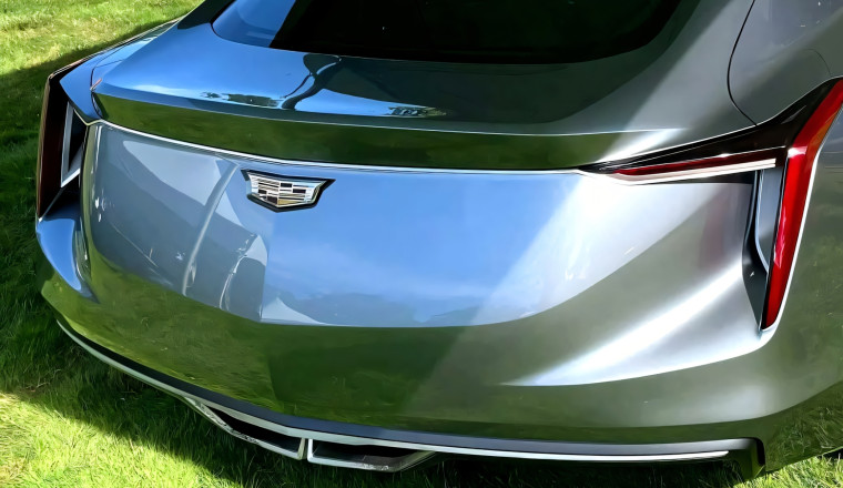 GM Might Have Another RWD Surprise Up Its Sleeve