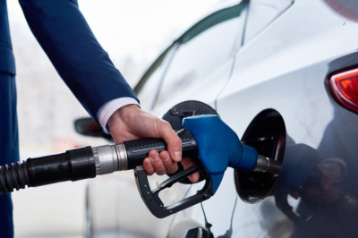 When You Should (And Shouldn't) Use Premium Gas In Your Car