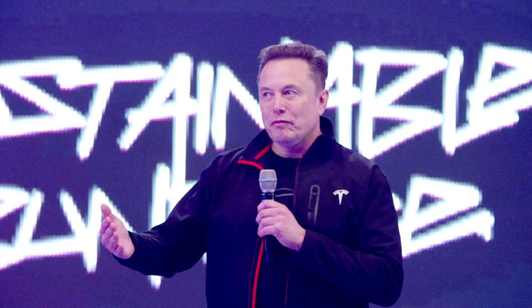 Elon Musk on course to become the world's first TRILLIONAIRE: Tycoon sets out his vision for AI cars and robot army to perform surgery and 'eliminate poverty'