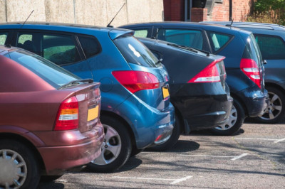 Police sergeant's crucial advice as 'most drivers park wrong' in bays