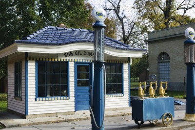 Here's How People Bought Gasoline Before Gas Stations Existed