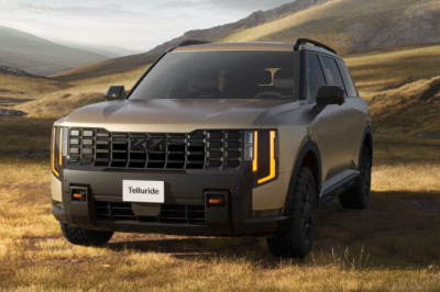 The 2027 Kia Telluride Looks Like a Budget Range Rover That’s Missing a Face