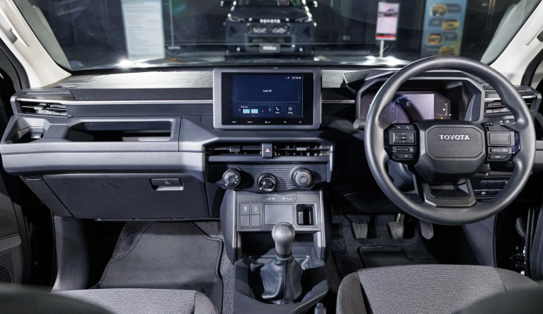 2026 Toyota Hilux Base Model Still Has a Manual Gearbox