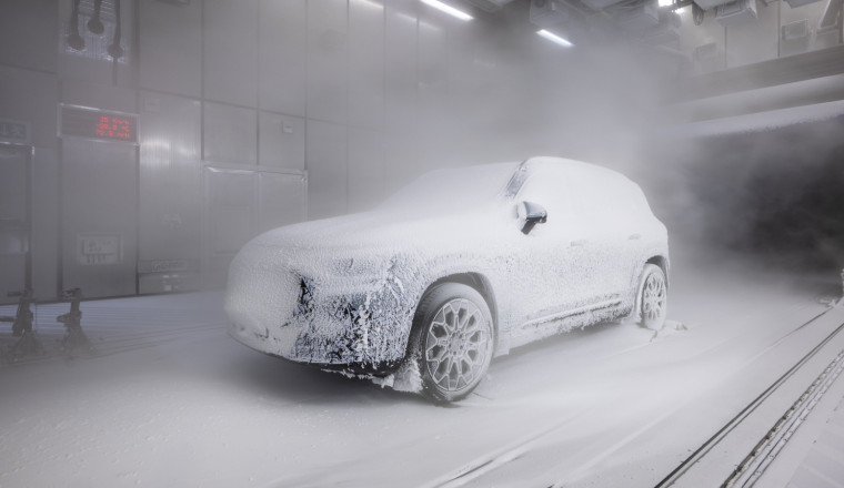 Mercedes-Benz's Cold Wind Tunnel Simulates Blizzards To Make Sure The Electric GLB Will Warm You Up Quicker Than A Gas Car