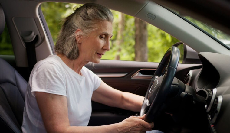 Car fee everyone pays drops £56 despite 'tough times' warning - but you can cut it more