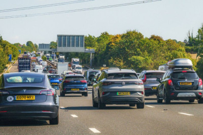 Car tax pay-per-mile fee could set drivers back £300 from this date