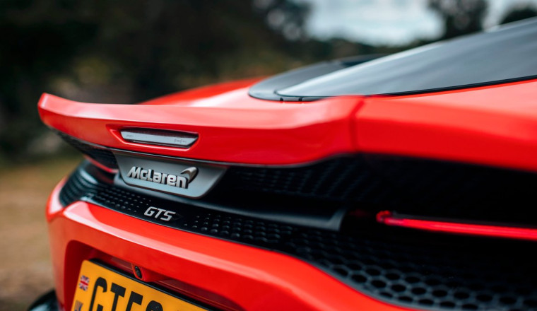 McLaren’s Four-Door Hybrid SUV Arrives in 2028