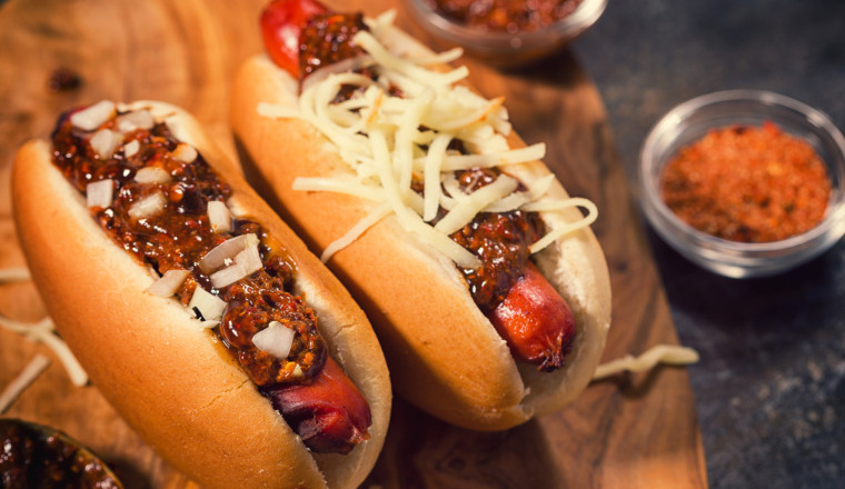 These Are Your Favorite Foods To Eat While Driving