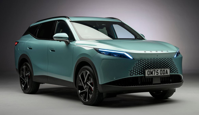China's latest £30k family car: Omoda 7 is an affordable SUV that arrives in Britain in a matter of weeks