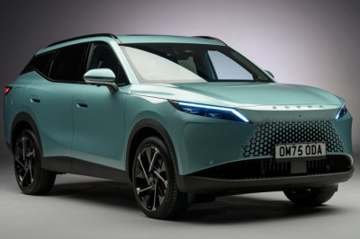 China's latest £30k family car: Omoda 7 is an affordable SUV that arrives in Britain in a matter of weeks