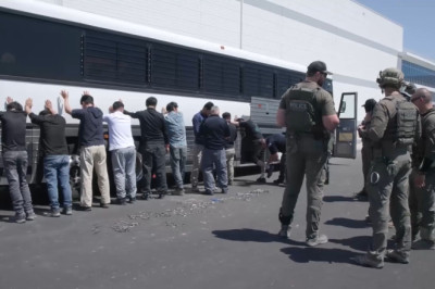 Georgia Hyundai Workers To Sue ICE Over Detainment