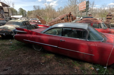 Georgia Is Home To The World's Largest Classic Car Junkyard