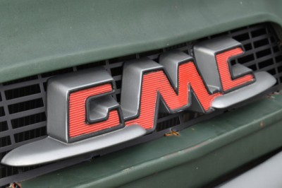 GM Once Built A V12 Engine That Weighed More Than An Original Mini Cooper