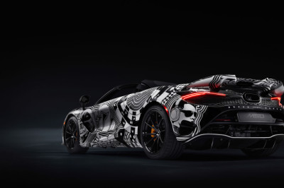 McLaren unveils one-off 750S 