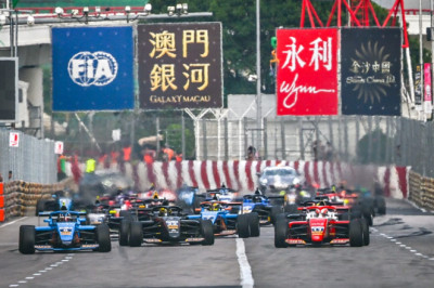 Re-watch the 2025 Macau Grand Prix on The Race