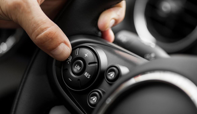 The car feature you SHOULDN'T use when driving in storm conditions