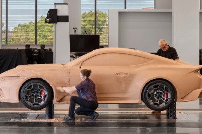 Ford Has a New Headquarters for the First Time in 70 Years. Here's Why It Matters