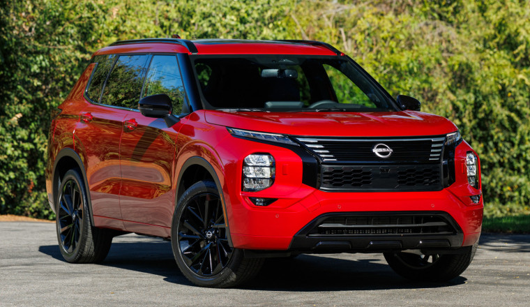 Nissan Brings Back The Old-School Rebadge With The 2026 Rogue Plug-In Hybrid