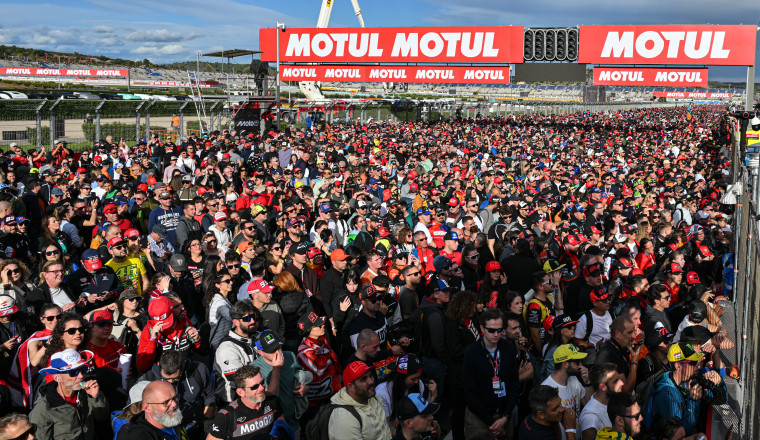 Valencia welcomes more than 200,000 fans as MotoGP attendance passes 3.6 million for 2025