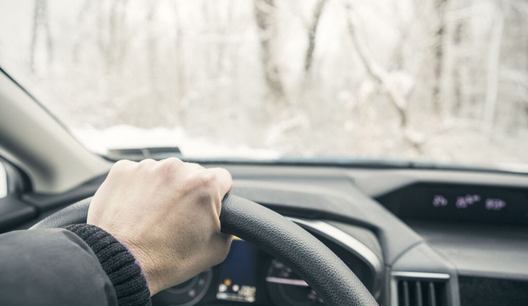 Drivers hit with £1,000 fine for driving in snow mistake