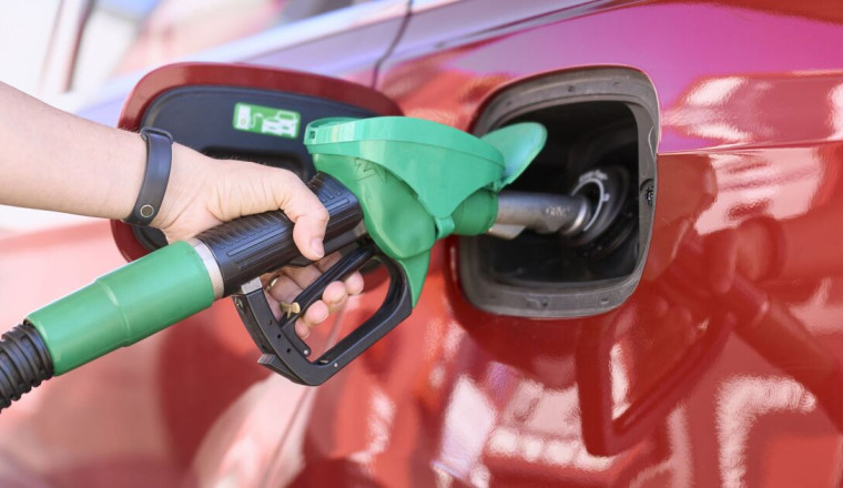 Drivers urged to fill up with petrol before Thursday