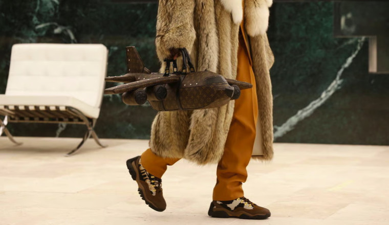 Louis Vuitton’s $39,000 Boeing 747 Handbag: Why?