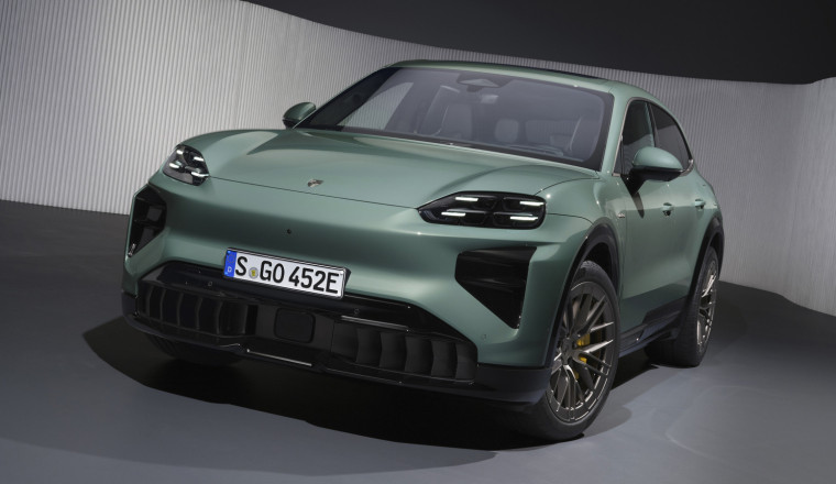 2026 Porsche Cayenne Electric Is A 10-Second Car In 1,139-HP Turbo Guise