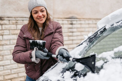 Drivers with icy windscreens on their driveway could get £400 bill