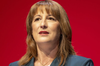 Rachel Reeves set to hit ‘average drivers’ with new £300 tax