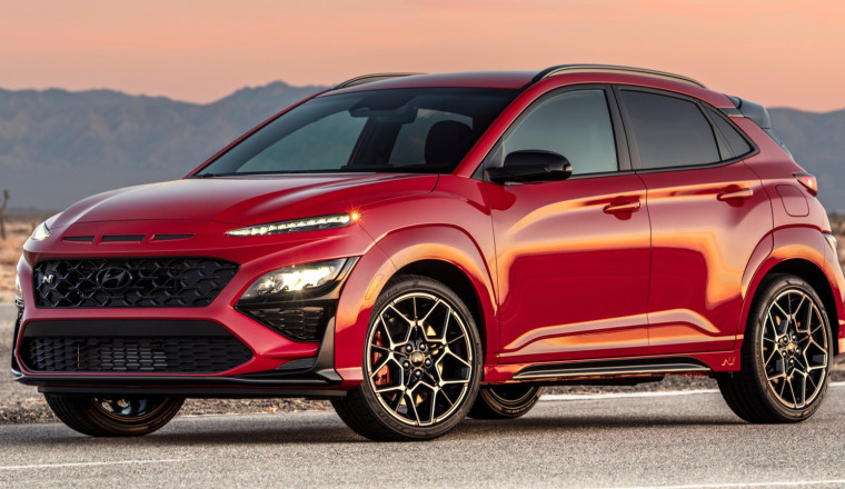 What Crossover Deserves A Manual Gearbox?