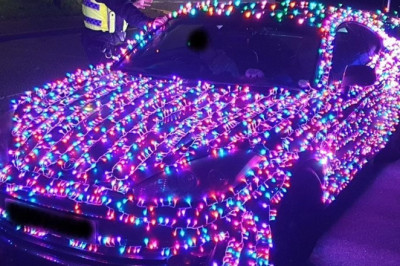 Driver with Christmas lights on car pulled over by police and faces fine