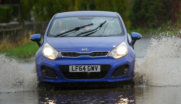 Drivers warned not to make common mistake in the rain or risk £5,000 fine