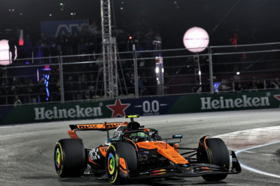 McLaren apologises to drivers for double DSQ, promises investigation