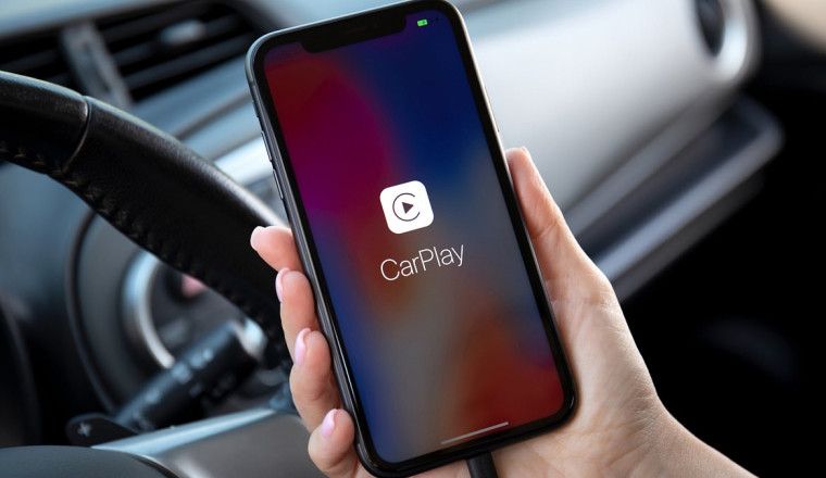 Will Tesla EV soon have Apple CarPlay after years of refusing?