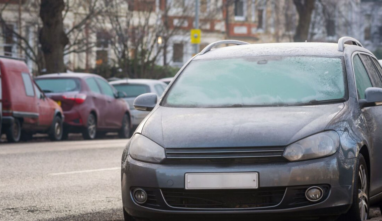 Drivers urged to put sandwich bags on cars in November