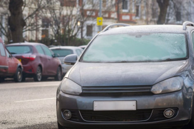 Drivers urged to put sandwich bags on cars in November