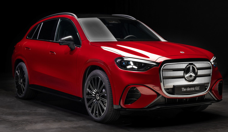 Mercedes-AMG Could Stuff 900 HP, Fake Shifts Into The New GLC EV