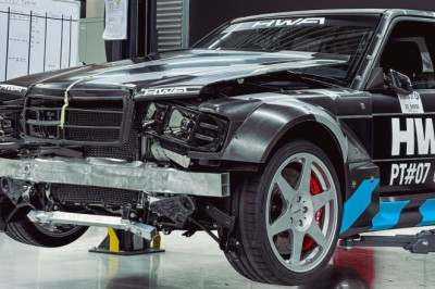 Smashed $800K Mercedes 190E Is the Most Expensive Crash Test You’ll See Today