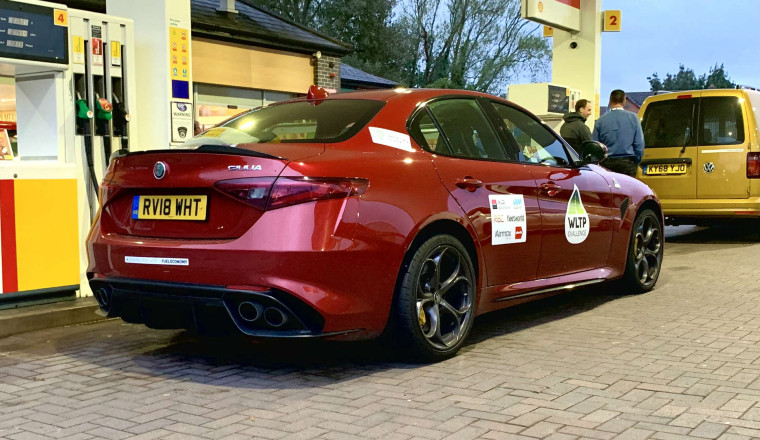 How to save fuel when driving your car