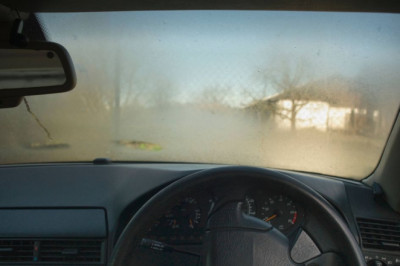 Stop leaving 1 item in car to avoid windscreen condensation in November