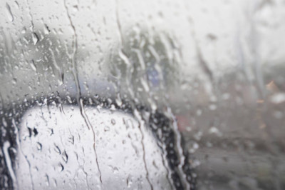 Green Flag tells drivers to press 1 button to clear windscreen condensation fast