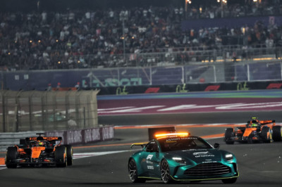 Verstappen wins, title fight blown open by McLaren strategy blunder