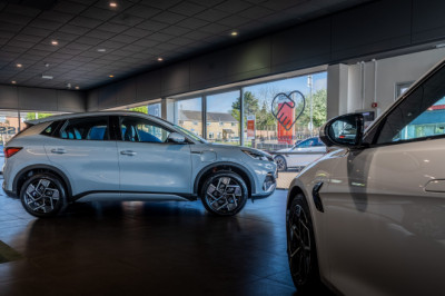 Autumn Budget slams brakes on car buyers' confidence and dents EV switch