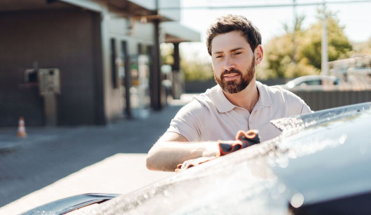 Car windscreens stay clear even in heavy rain by gently rubbing household item on window