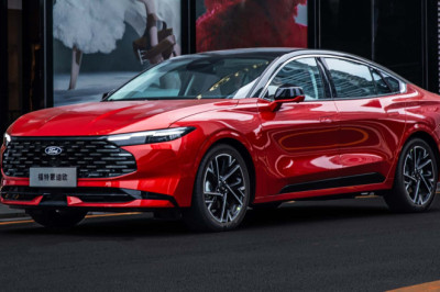 Ford’s Last Regular Car Gets a Facelift For 2026